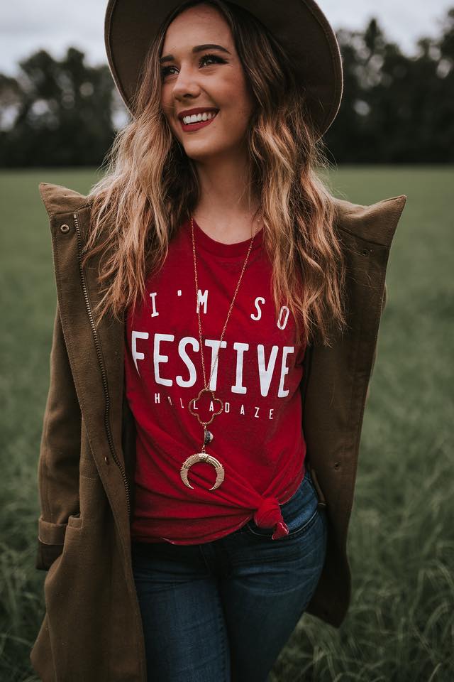 Im so Festive Holladaze Red AW
