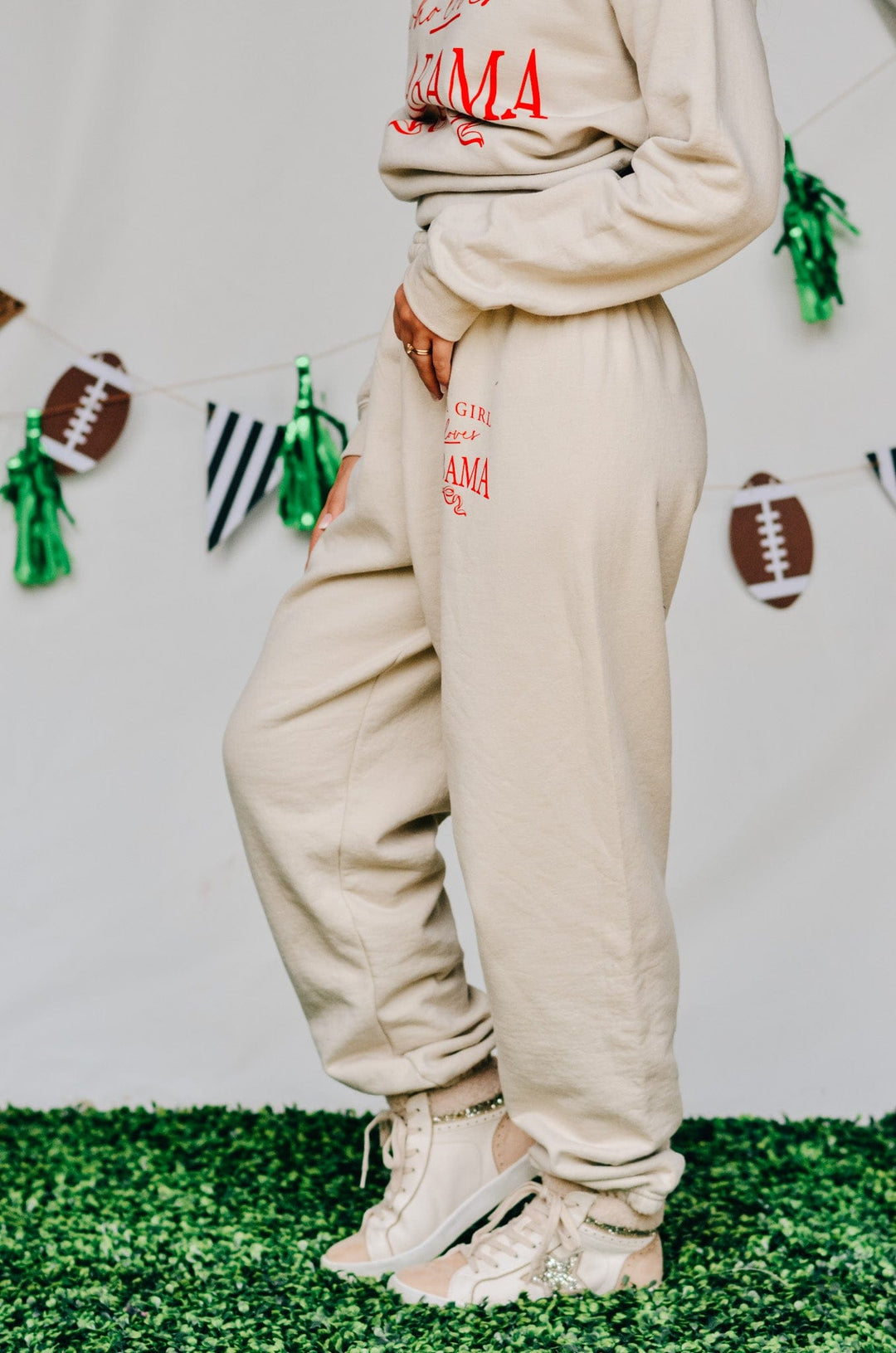 Just a Girl Who Loves Alabama Joggers