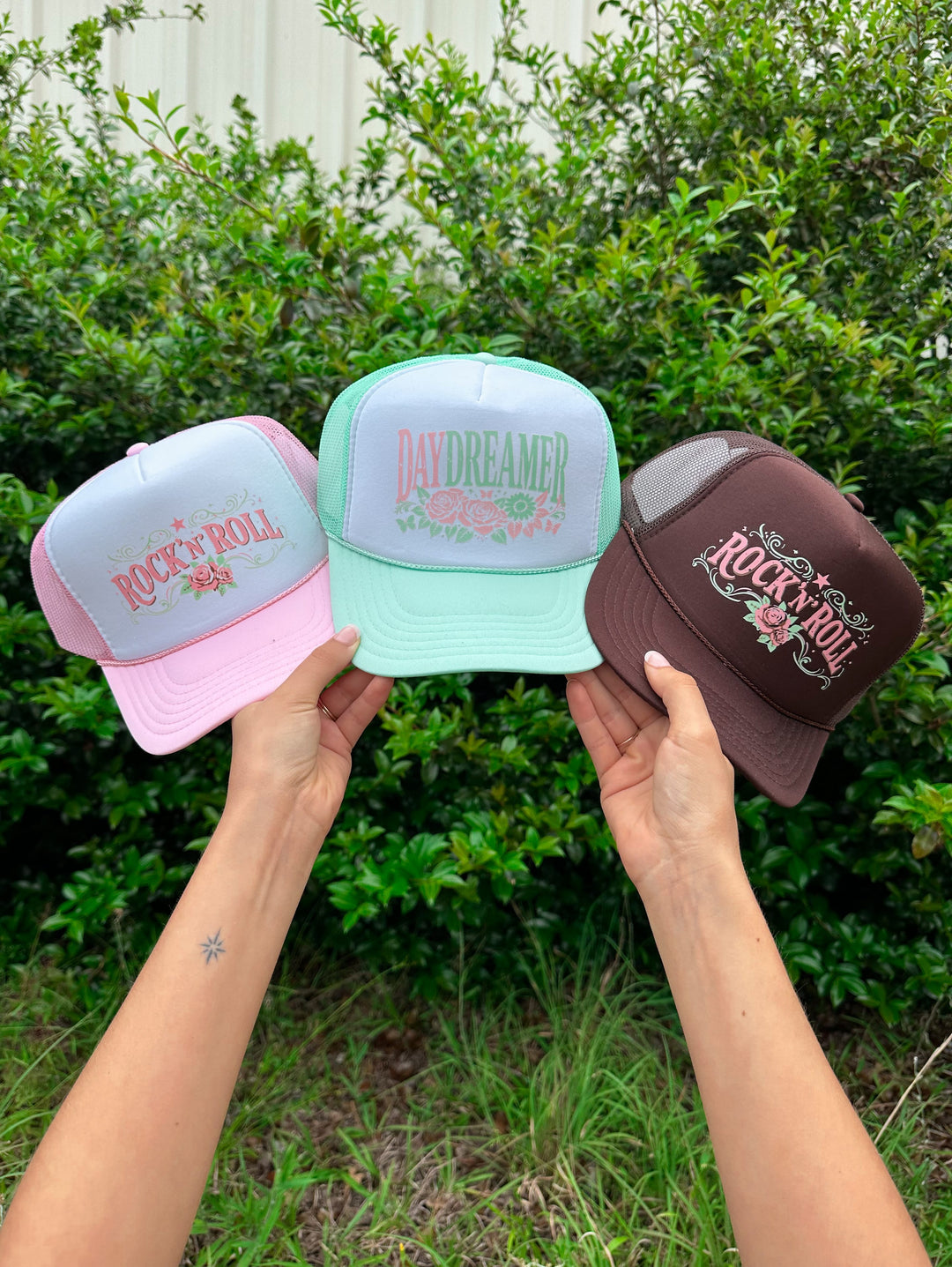 Day Dreamer White/ Aqua Trucker