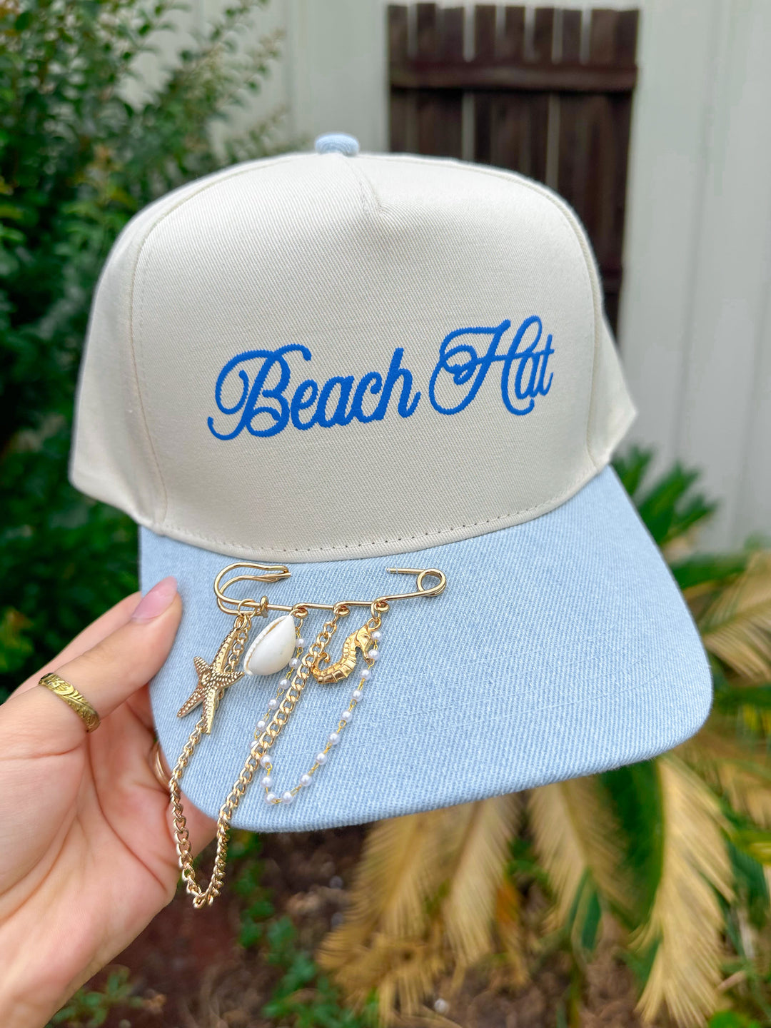 Beach Hat Cursive Cream/ Light Denim Canvas Trucker