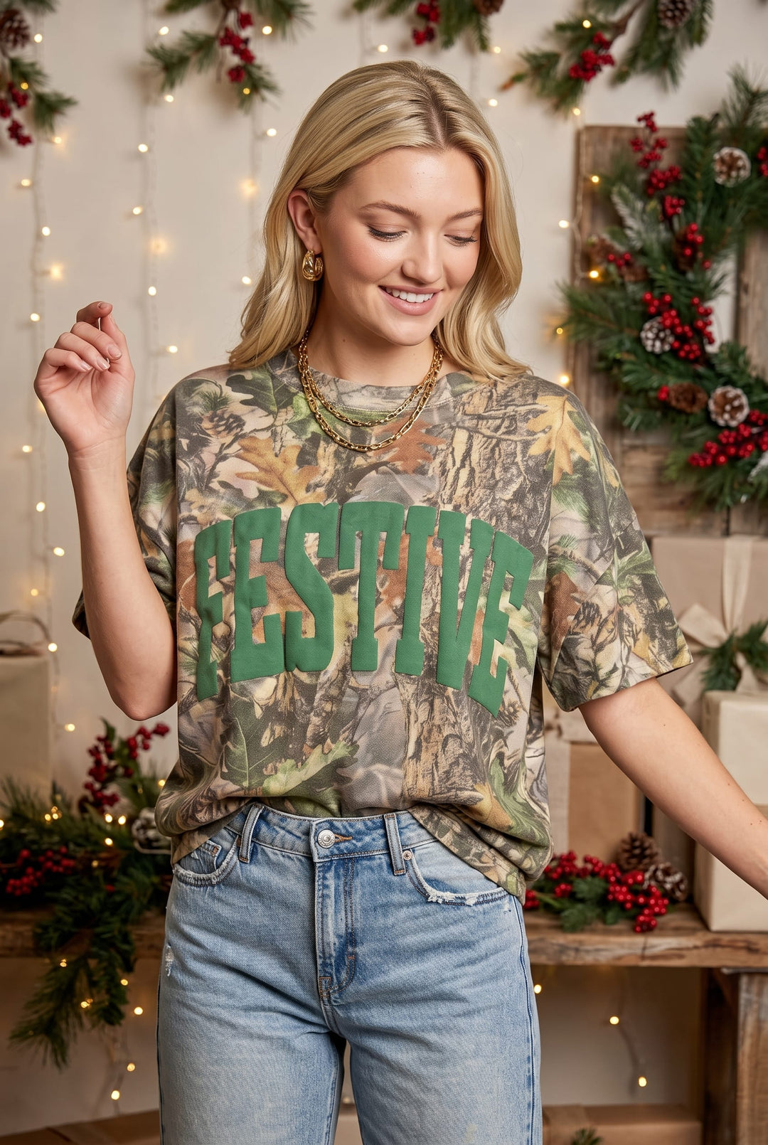 Festive Vintage Wood Camo Heavy Tee