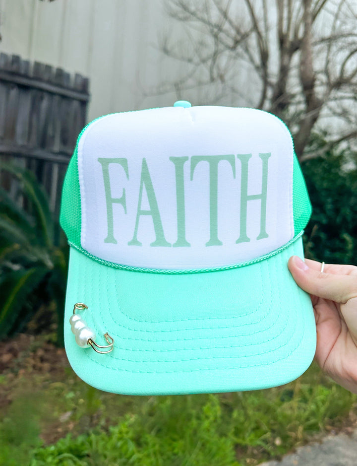 FAITH White/Mint Trucker