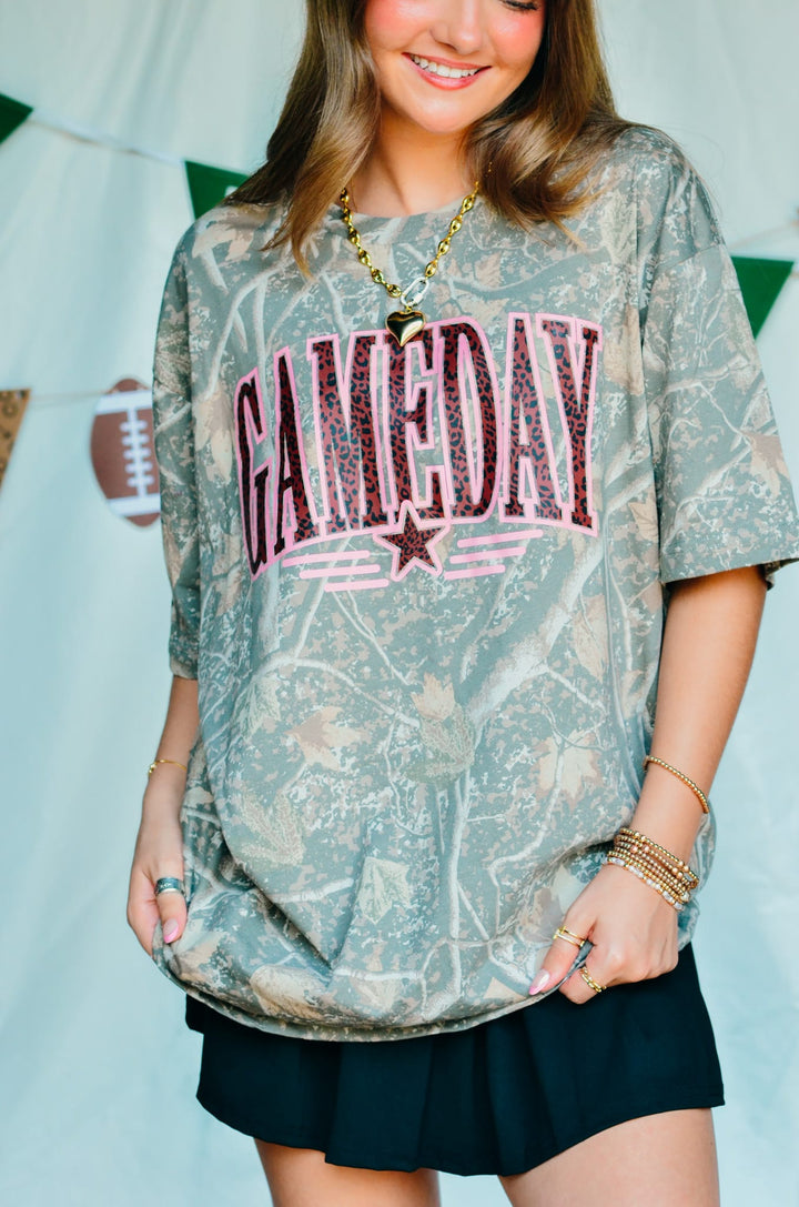 Gameday Leopard Star Camo Shortsleeve