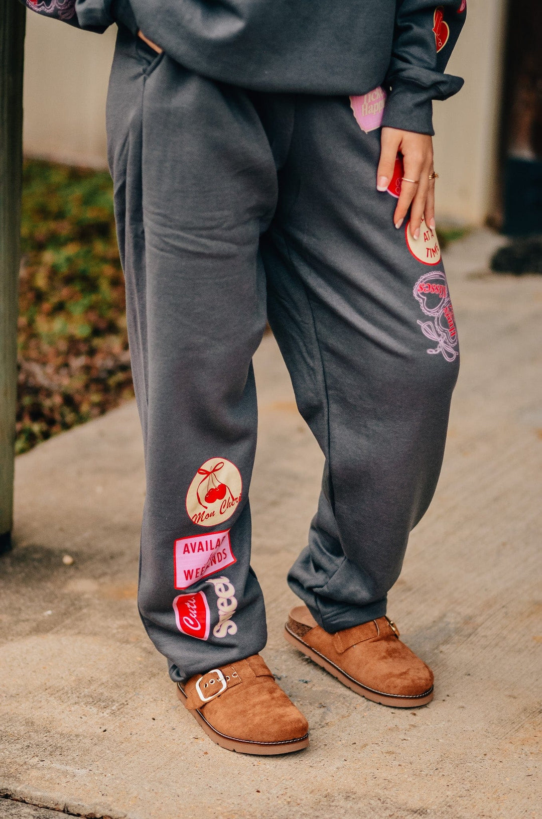 Love Vintage Patch Pant