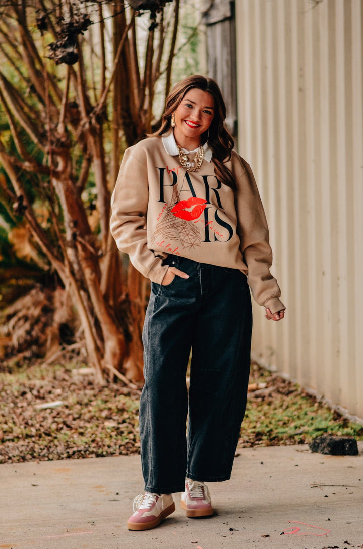 Paris Kiss Sweatshirt