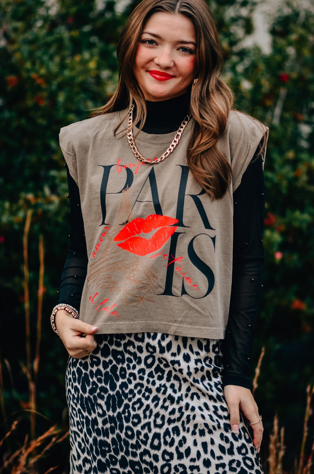Paris Kiss Muscle Tee