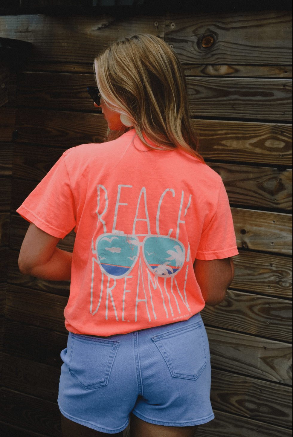 Beach Dreamin Tee