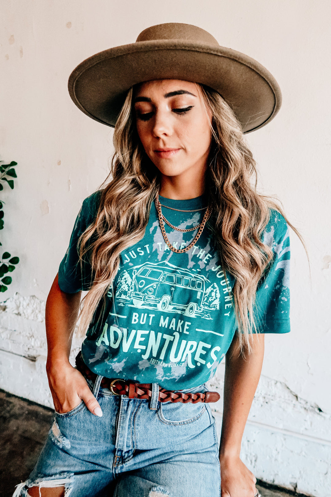 Make Adventures Bomba Tee