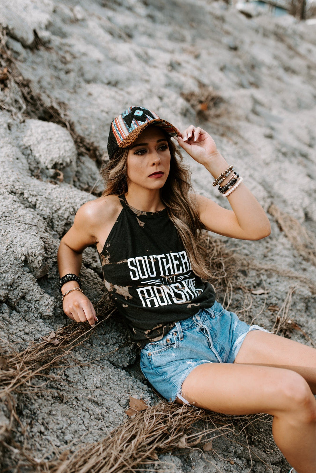 Southern Like Moonshine Black Bomba Tank