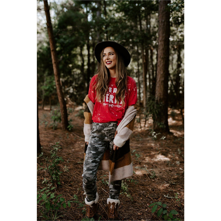 Very Merry Red Bleached Tee